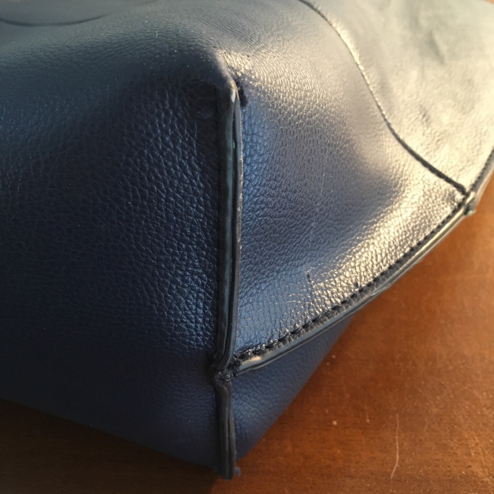 Women’s Purse - Picture 2 of 6